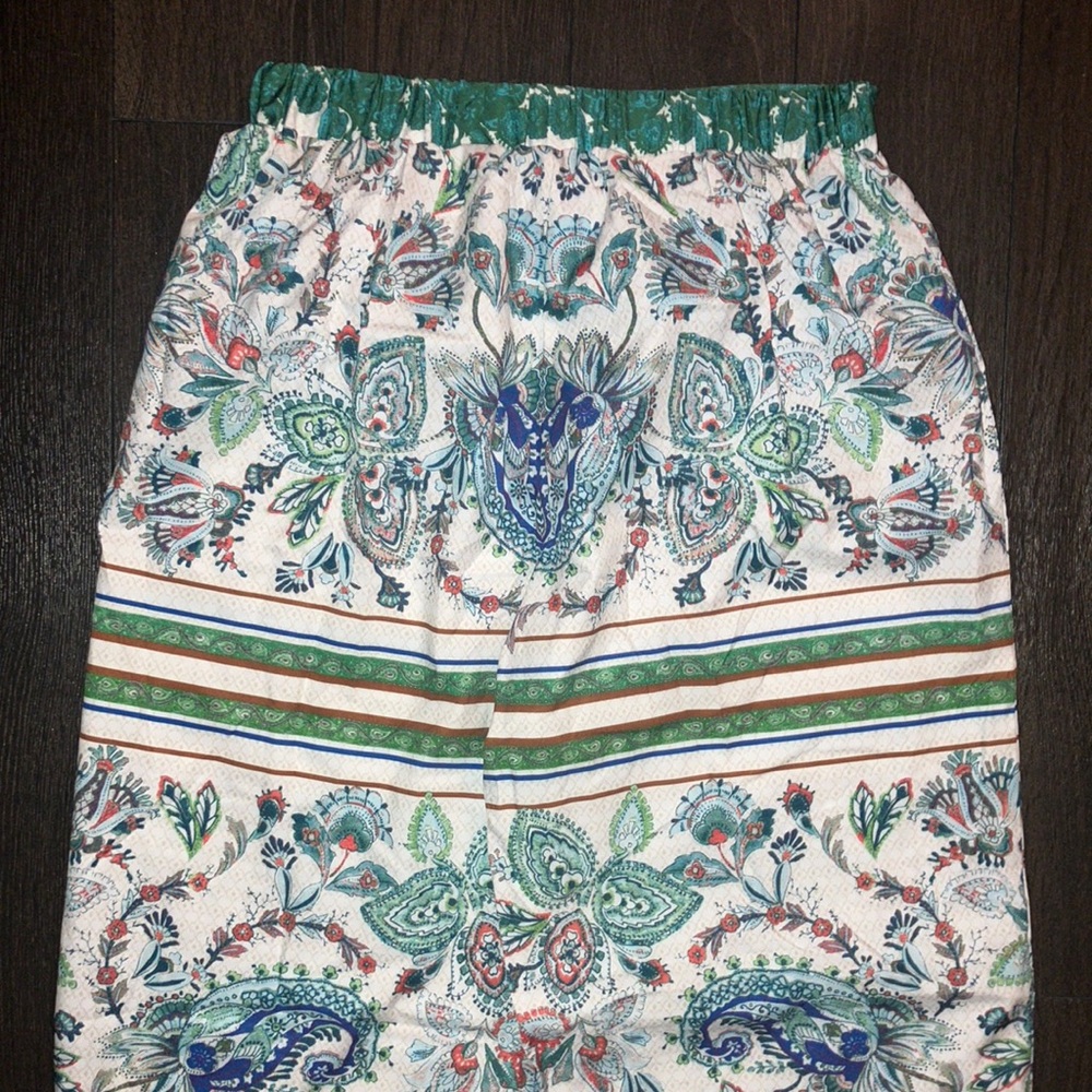 Patterned wide leg trousers - Picture 6 of 10